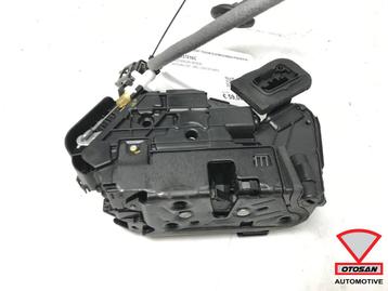 VW Arteon Passat Tiguan Slotmechaniek Portier RV 5NB837016C beschikbaar voor biedingen