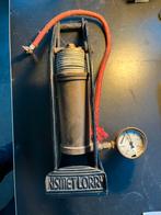 Antieke bandenpomp vrachtwagen lorry, Auto diversen, Autogereedschap, Ophalen of Verzenden, Gebruikt
