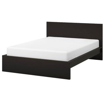 Ikea Malm bedframe 140x200 + lattenbodem - afbeelding 1