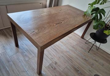 Robuuste eettafel!! beschikbaar voor biedingen
