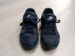Zwarte Nike sneakers md Runner 2 maat 38,5, Ophalen of Verzenden, Gebruikt, Kleding, Nike