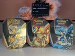 Eevee Evolution Tin Set, Hobby en Vrije tijd, Verzamelkaartspellen | Pokémon, Ophalen of Verzenden, Zo goed als nieuw, Boosterbox