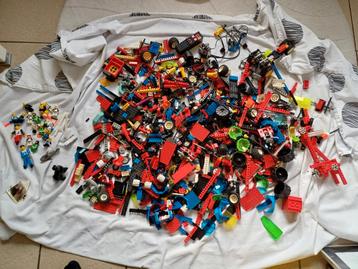 Groote partij lego jaren 80 / 90 ook technische lego  beschikbaar voor biedingen