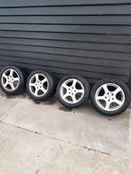 Autobanden met velg, maat 205/55/R16 toyota auris 4 stuks, Ophalen, Gebruikt, 16 inch, Band(en)