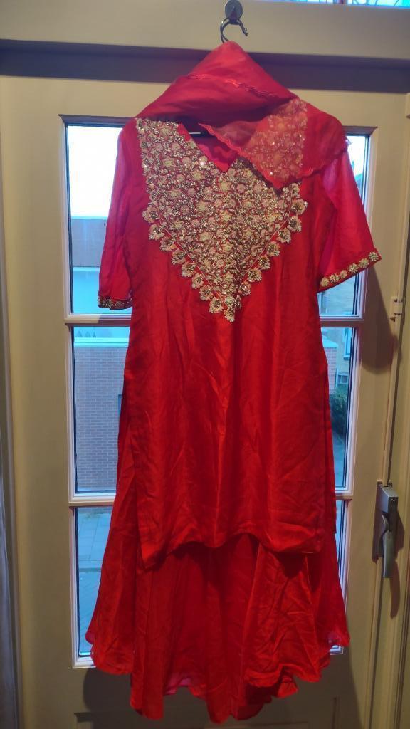 Rode Sari / Red Saree, Kleding | Dames, Gelegenheidskleding, Zo goed als nieuw, Galajurk, Maat 38/40 (M), Rood, Ophalen