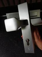 RVS voordeur beslag incl brievenbus met tochtborstel, Doe-het-zelf en Verbouw, Ophalen of Verzenden, Gebruikt, Rvs, Klink of Kruk