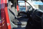 Peugeot Boxer 330 2.0 BlueHDI L2H2 Premium Pack DC , TREKHAA, Voorwielaandrijving, Gebruikt, 4 cilinders, Parkeersensor