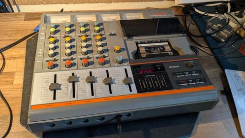 Fostex 250 4 track multitrack cassette portastudio, Audio, Tv en Foto, Cassettedecks, Enkel, Overige merken, Tiptoetsen, High speed dubbing
