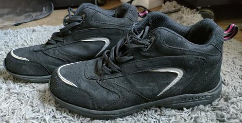 SPNX zwarte sportschoenen met wit en roze accent – maat 39, Sport en Fitness, Loopsport en Atletiek, Gebruikt, Overige typen, Overige merken