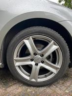Vredestein Winterbanden 225/45R17 met Velgen, Auto-onderdelen, Banden en Velgen, Ophalen, Gebruikt, Banden en Velgen, 17 inch