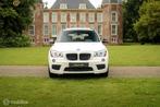 BMW X1 sDrive20i High Executive | M pakket | NAP | PANO |, 4 cilinders, Wit, 184 pk, SUV of Terreinwagen