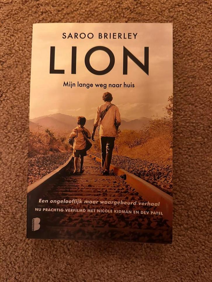 Saroo Brierley - Lion, Boeken, Biografieën, Zo goed als nieuw, Overige, Ophalen of Verzenden
