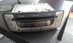 Autoradio cd/aux Toyota Aygo Peugeot 107 Citroen C1, Auto diversen, Ophalen of Verzenden, Zo goed als nieuw