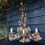 Italiaanse vintage kroonluchter met kristallen bloemen, Huis en Inrichting, Lampen | Kroonluchters, Ophalen, Gebruikt, Glas, Italiaans Hollywood Regency