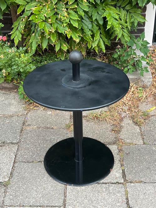 Vintage Ikea VI Memphis inspired postmodern bijzettafeltje, Huis en Inrichting, Tafels | Sidetables, Gebruikt, 50 tot 75 cm, 50 tot 100 cm