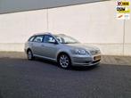 Toyota Avensis Wagon 1.8 VVTi Linea Luna | trekhaak | Climat, Auto's, Voorwielaandrijving, 65 €/maand, 1794 cc, 4 cilinders