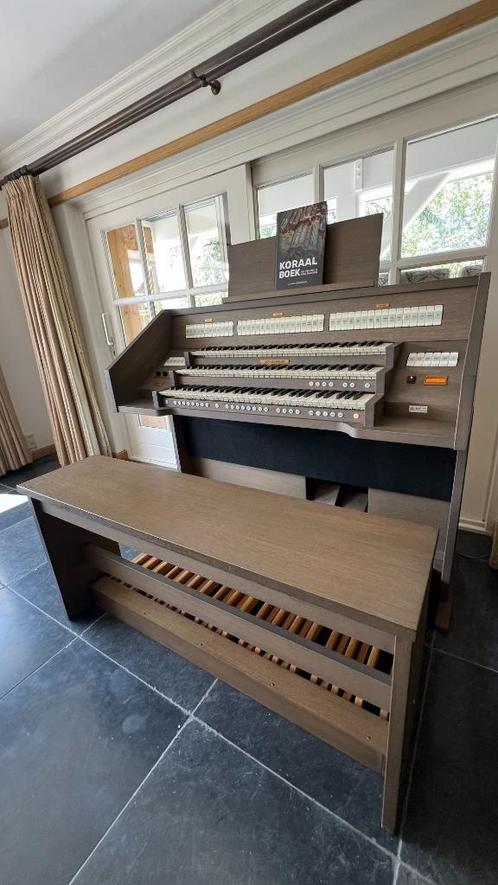 Johannus Opus 350, Muziek en Instrumenten, Orgels, Zo goed als nieuw, Orgel, 3 klavieren, Ophalen of Verzenden