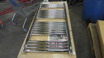 Elektrische radiator Chrome 300 Watt beschikbaar voor biedingen