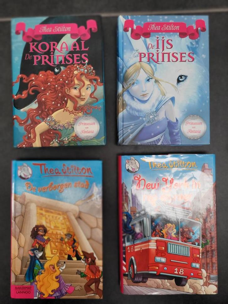 Thea Stilton Hardcover Boeken - Set van 4, Boeken, Kinderboeken | Jeugd | onder 10 jaar, Gelezen, Fictie algemeen, Ophalen of Verzenden