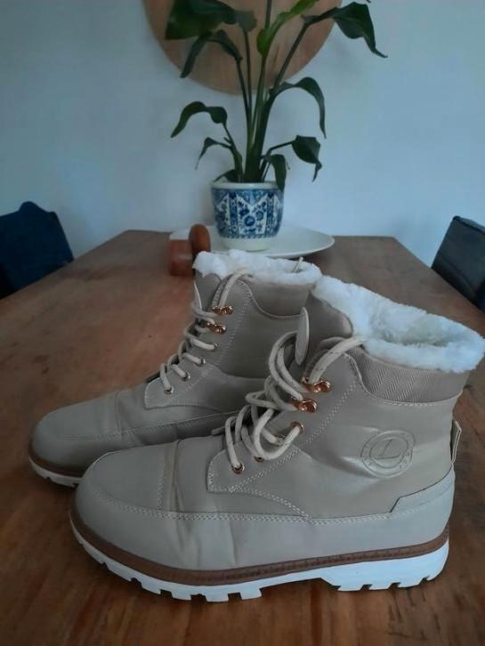 Snowboots mt 40 winterlaarzen Luhta Reilu MS Footwear, Kleding | Dames, Wintersportkleding, Zo goed als nieuw, Overige typen, Maat 38/40 (M)