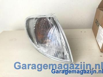 Knipperlicht rechts Renault Megane 551-1513R-AE beschikbaar voor biedingen