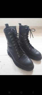 Lina locchi, Ophalen of Verzenden, Zo goed als nieuw, Sneakers of Gympen