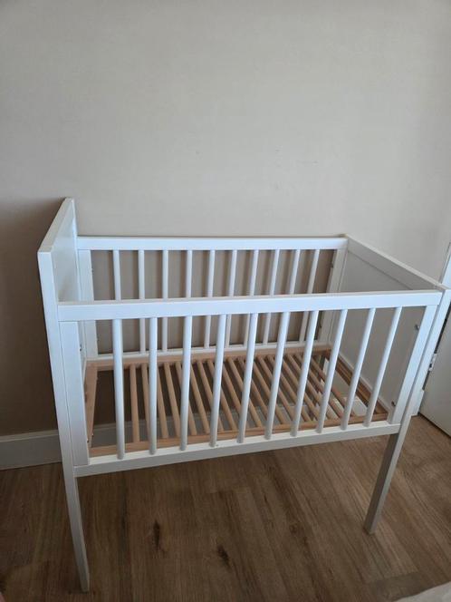 Baby wieg wiegje bedje wit 40x80, Kinderen en Baby's, Babywiegjes en Ledikanten, Zo goed als nieuw, Wieg, Ophalen
