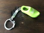 Nieuwe sleutelhanger groen klompje met tekst LIEF, Ophalen of Verzenden, Nieuw, Overige typen