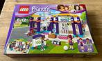 Lego friends 41312 heartlake’s sporthal compleet, Ophalen of Verzenden, Zo goed als nieuw