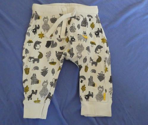4 joggingsbroekjes, maat:68, Kinderen en Baby's, Babykleding | Maat 68, Gebruikt, Jongetje of Meisje, Broekje, Ophalen of Verzenden