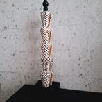 Bruin witte schelpentoren japandi chic ornament conus, Verzamelen, Ophalen