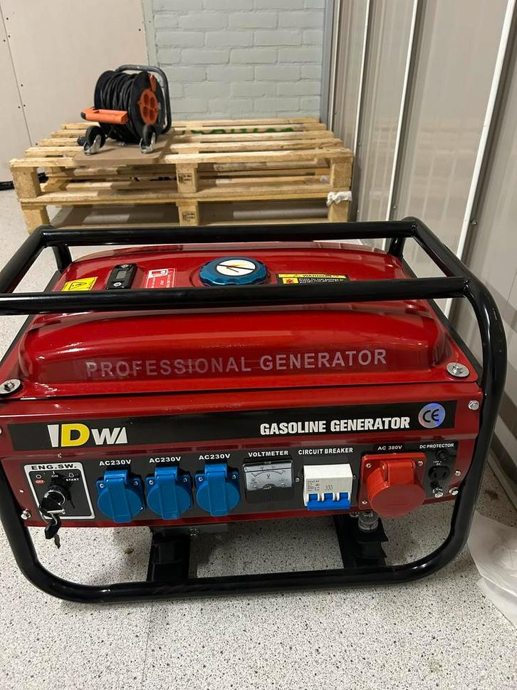Generator aggregaat. Trekstart Benzine nieuw, Doe-het-zelf en Verbouw, Gereedschap | Overige machines, Nieuw, Ophalen