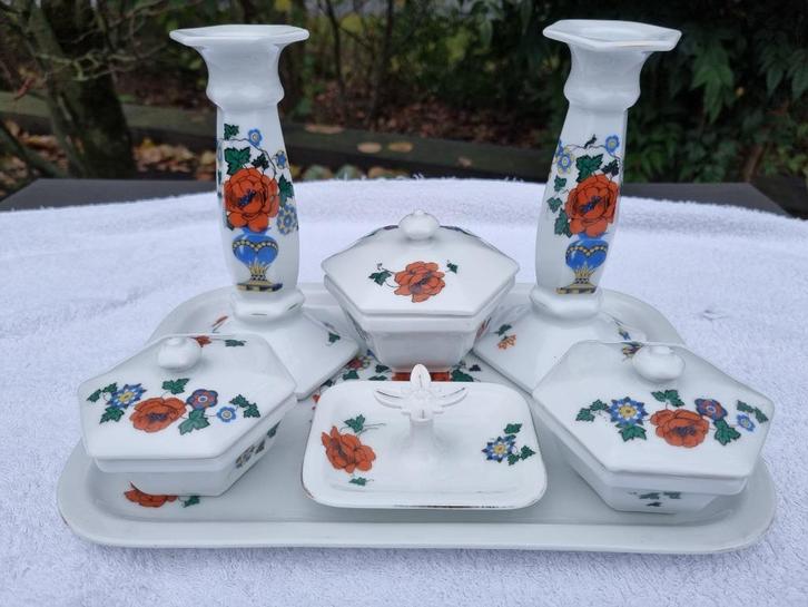 Porseleinen blakertje met kaarsenstandaards, etc (Vintage), Antiek en Kunst, Curiosa en Brocante, Ophalen