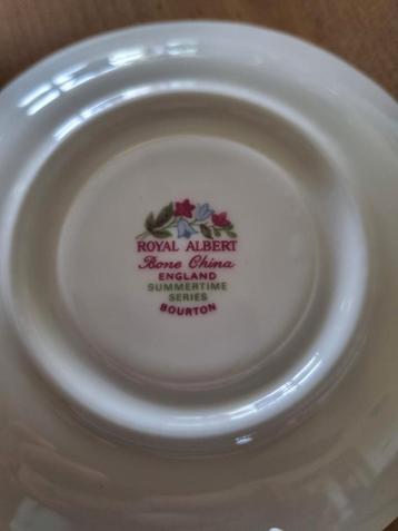 Royal Albert Bone China England 10 kopjes, Summertime Series beschikbaar voor biedingen