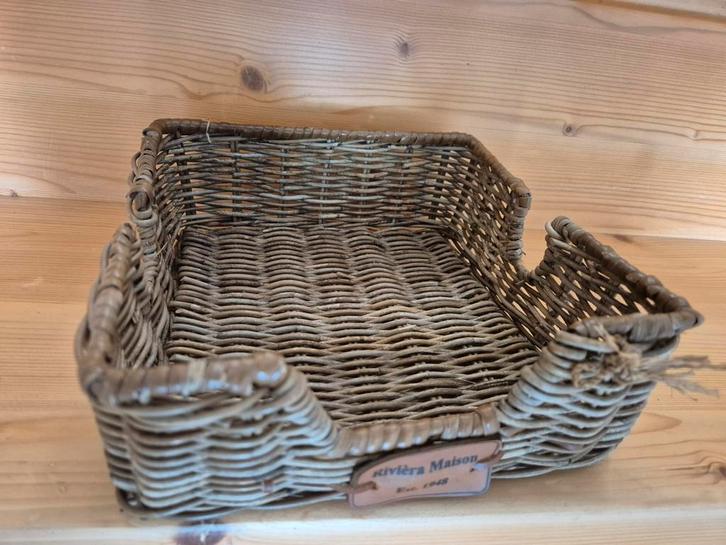 Riviera Maison Rieten Mand servethouder, Huis en Inrichting, Woonaccessoires | Schalen en Manden, Gebruikt, Mand, Rechthoekig