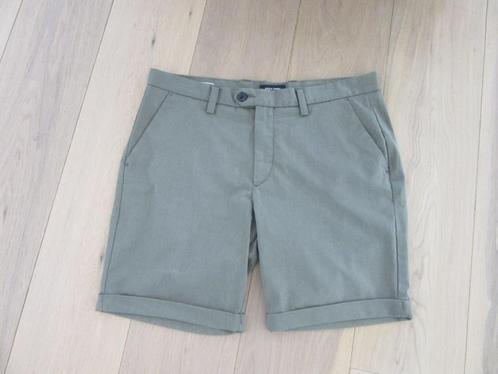 Korte nette broek maat medium merk Jack & Jones, Kleding | Heren, Broeken en Pantalons, Gedragen, Maat 48/50 (M), Groen, Verzenden