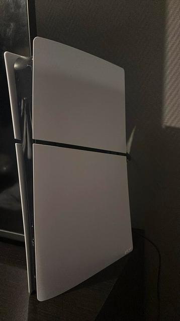 PlayStation 5 Slim Digital 2 controllers beschikbaar voor biedingen
