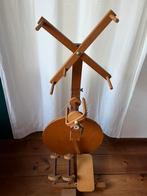 Louet spinnewiel met molen en kaarden, Hobby en Vrije tijd, Ophalen of Verzenden, Gebruikt, Spinnewiel