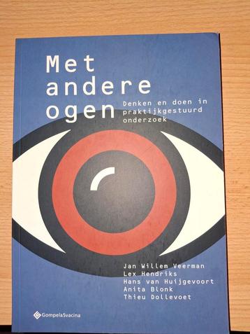 Lex Hendriks - Met andere ogen beschikbaar voor biedingen