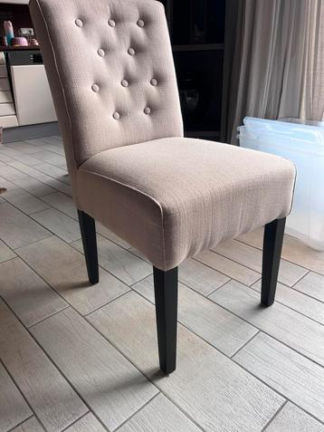 6 eetkamerstoelen beige beschikbaar voor biedingen