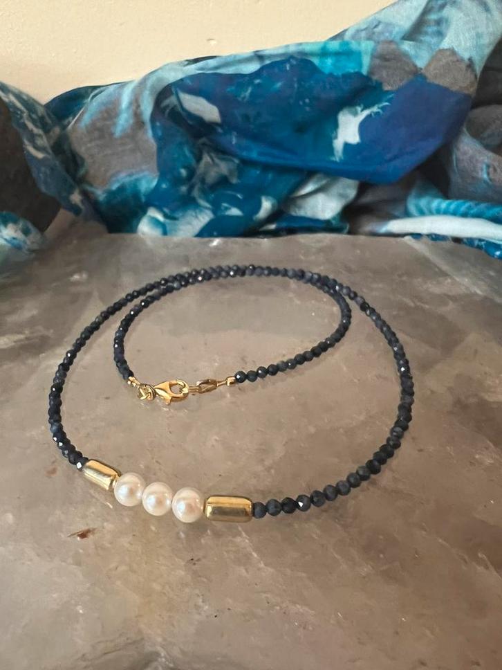 Saffier Akoya zoutwater parel beschermt geluk magie, Sieraden, Tassen en Uiterlijk, Kettingen, Nieuw, Zilver, Blauw, Met edelsteen
