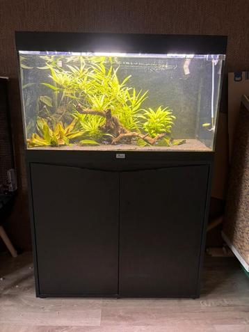 Compl. Aquatlantis Volga 125, onderkast, CO2, pomp + inhoud beschikbaar voor biedingen