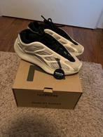 Yeezy 700 v3, Kleding | Heren, Schoenen, Ophalen, Wit, Yeezy, Sneakers of Gympen
