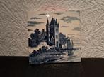 Vintage 1cm dikke Delftsblauwe Tegel met kasteel en schepen, Antiek en Kunst, Antiek | Wandborden en Tegels, Ophalen of Verzenden