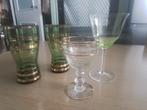 4 oude glazen met groen, Verzamelen, Ophalen of Verzenden, Zo goed als nieuw