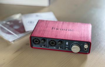 Focusrite Scarlett 2i2 USB Audio interface - 2nd Gen beschikbaar voor biedingen