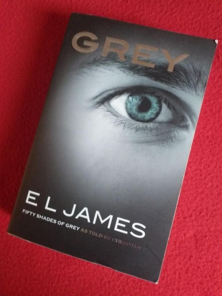 Grey. E L James. English., Boeken, Fantasy, Gelezen, Verzenden