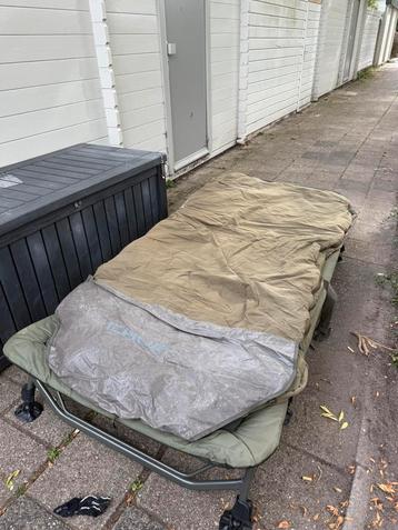 Chub strecher bed breed+ termo slaapzak beschikbaar voor biedingen