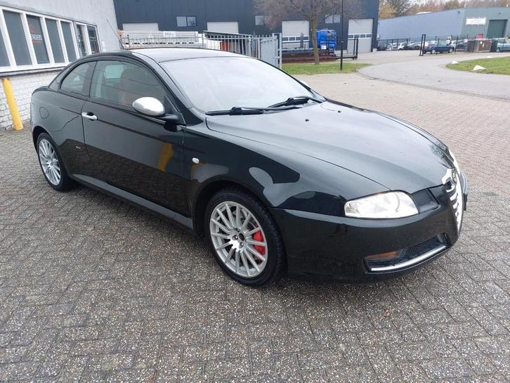 Alfa Romeo GT 3.2 V6. Q2,  APK nw, RV corse chip, ragazzon!, Auto's, Alfa Romeo, Bedrijf, GT, ABS, Airbags, Alarm, Android Auto