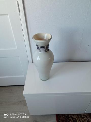 Zwaare glas vaas met zwarte strepen 48 cm